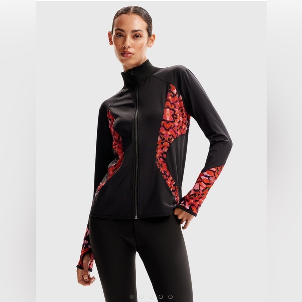 Desigual Butterfly Jacket Sz XS Womens Activewear Pakaian Jadi Wanita Sweater